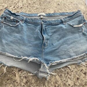 ABERCROMBIE Curve love jean shorts- size 24